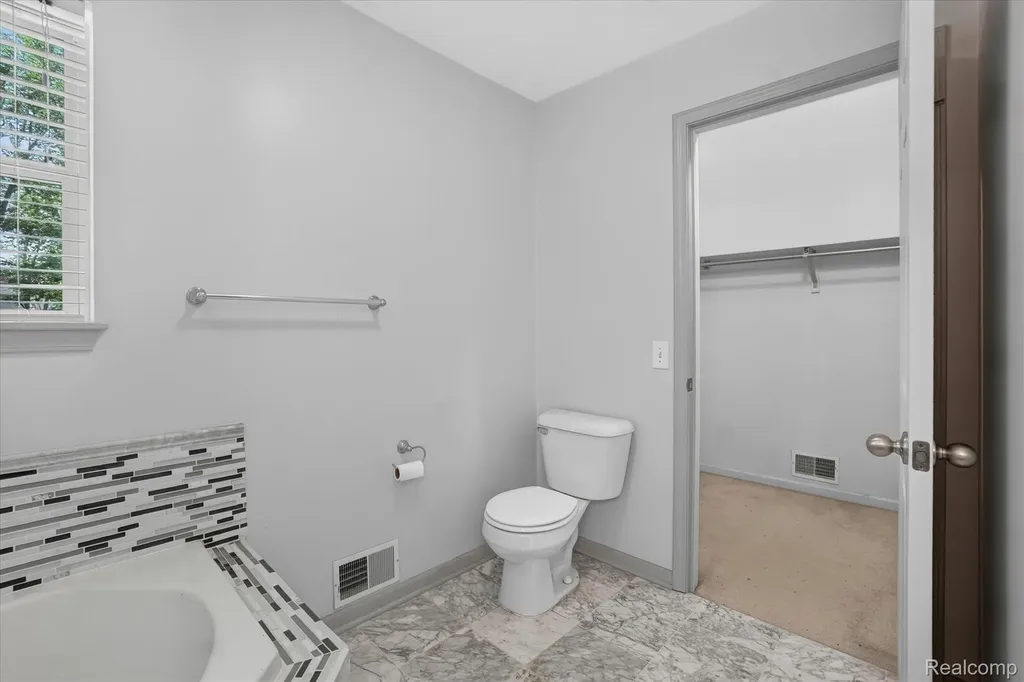 5677 Cartago Drive Delhi Charter Township MI 48911