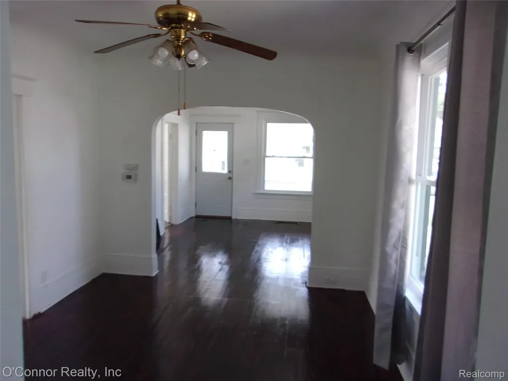 1324 Wells Street Port Huron City MI 48060