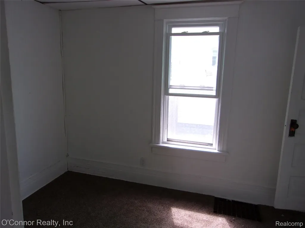 1324 Wells Street Port Huron City MI 48060