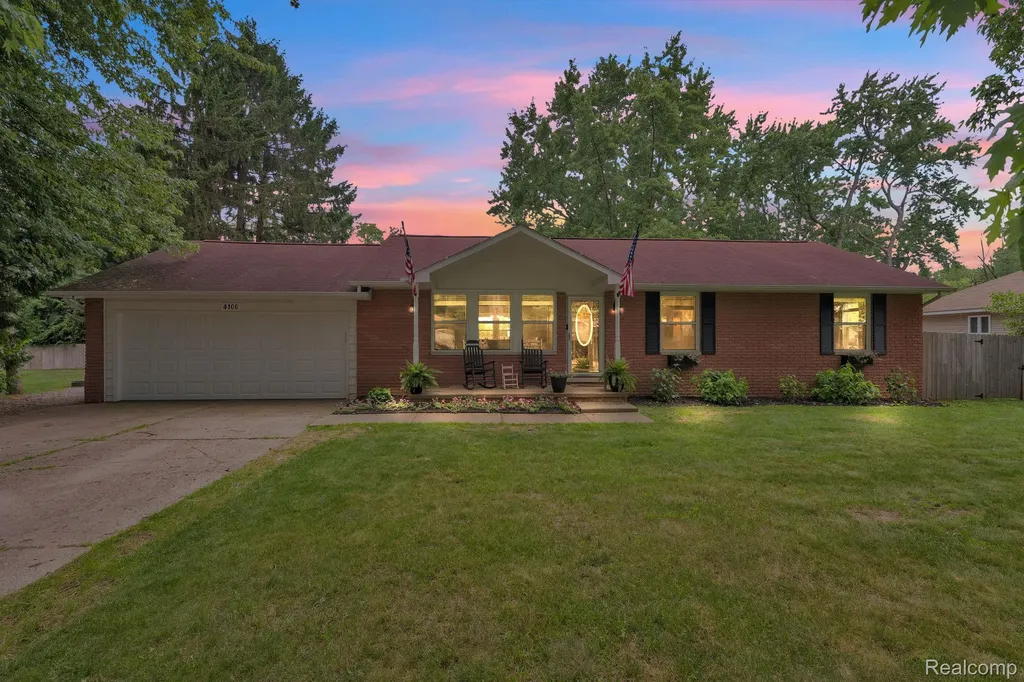 4100 Highland Court West Bloomfield Charter Township MI 48323