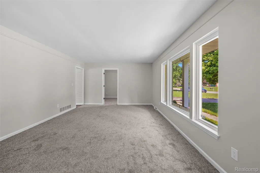 13404 Sequoia Lane Green Oak Township MI 48178