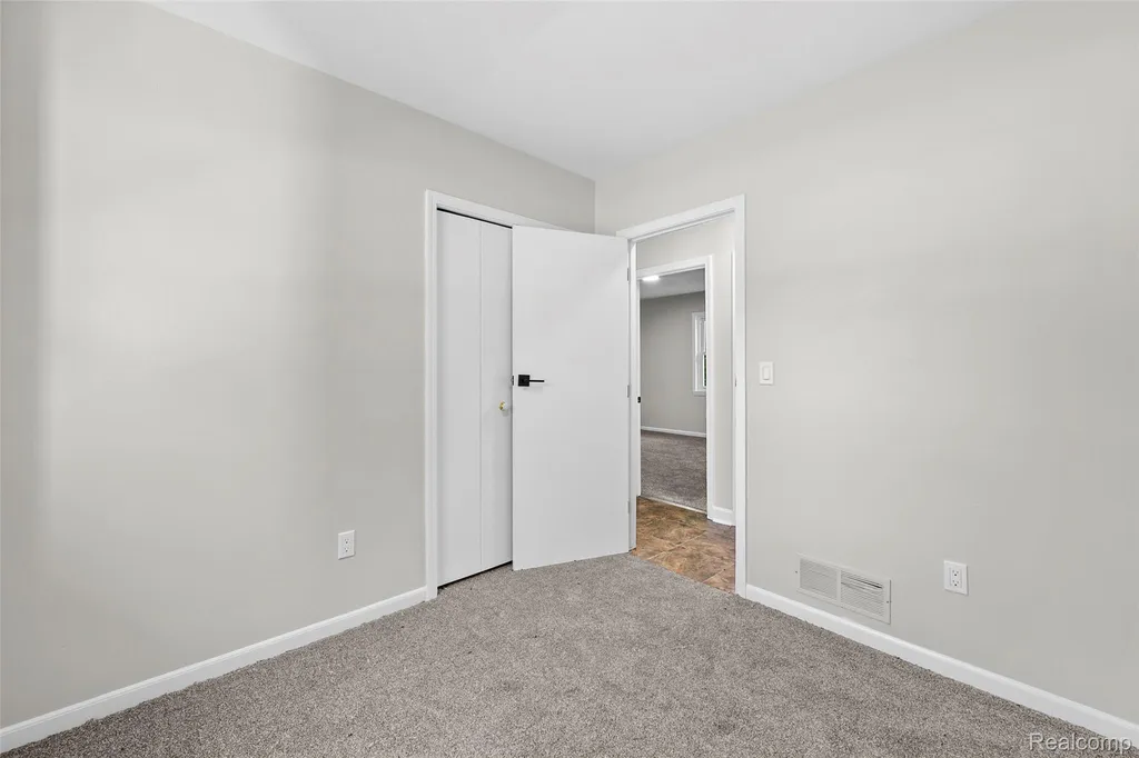 13404 Sequoia Lane Green Oak Township MI 48178