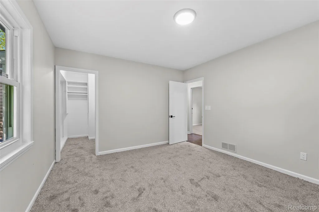13404 Sequoia Lane Green Oak Township MI 48178