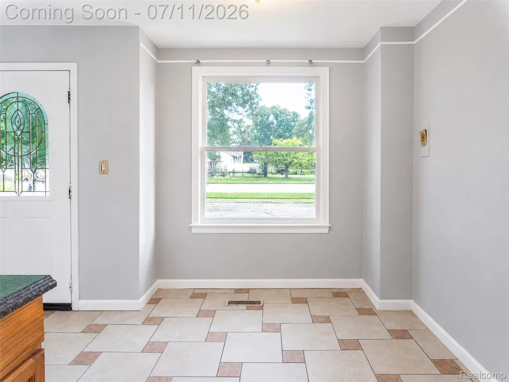 4855 Hatchery Road Waterford Charter Township MI 48329