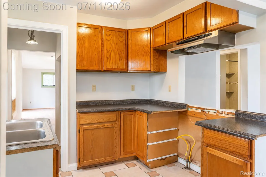 4855 Hatchery Road Waterford Charter Township MI 48329