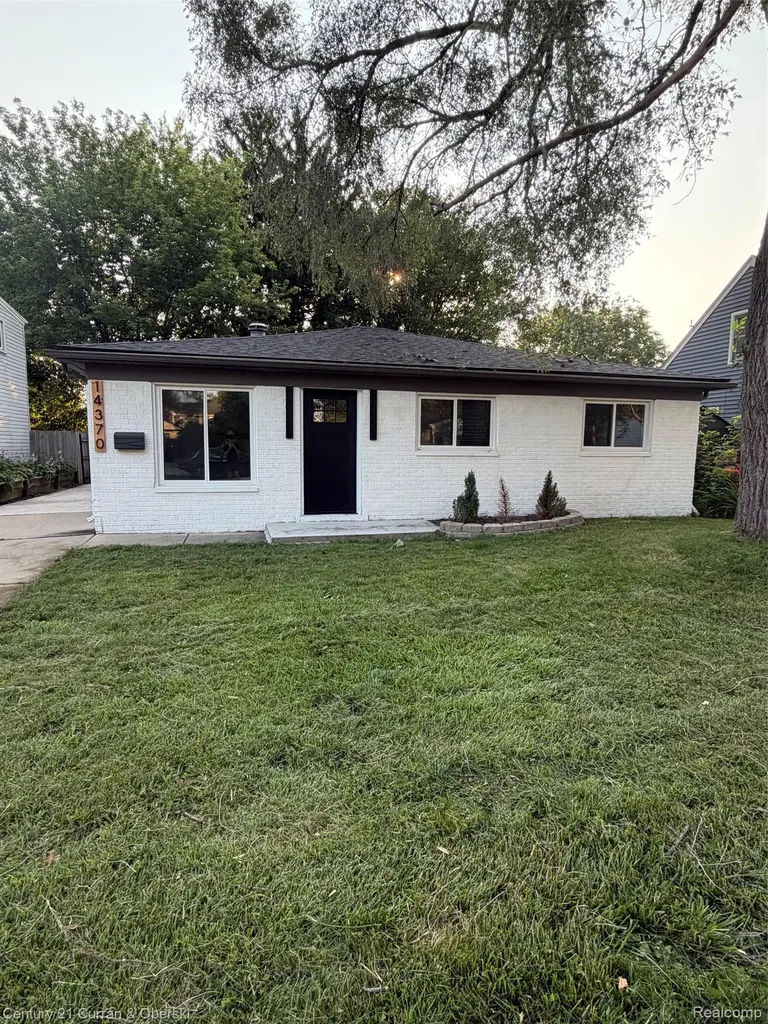 14370 Pearl Street Southgate City MI 48195