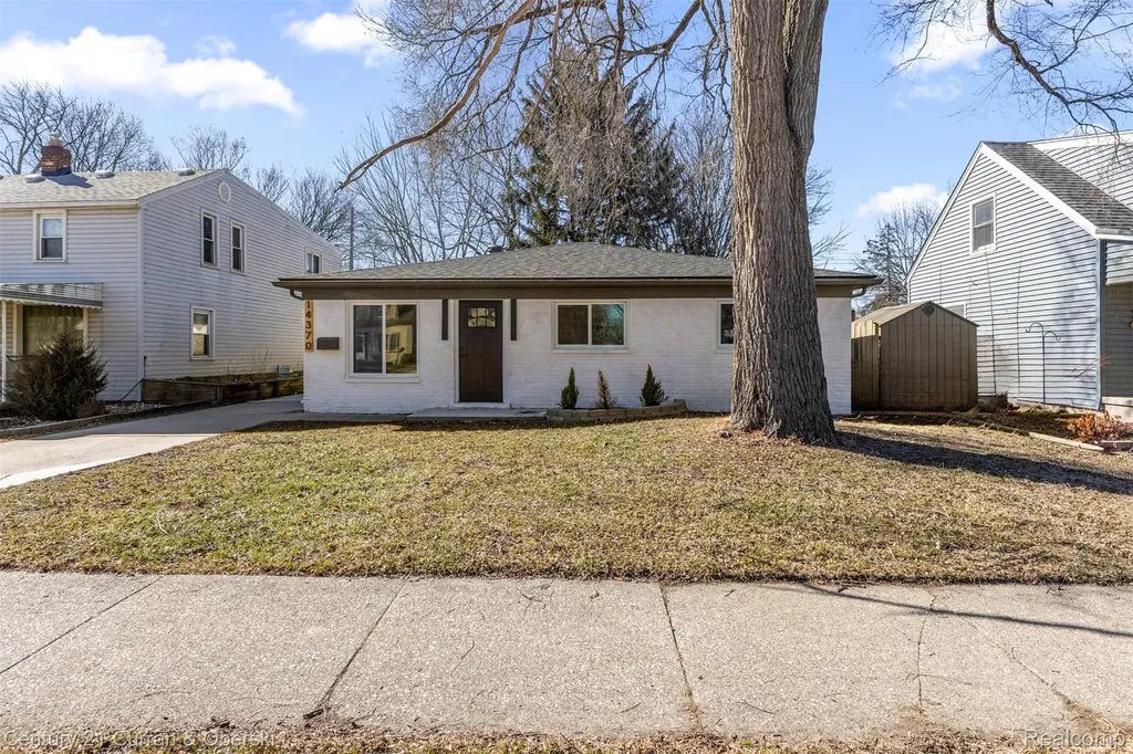 14370 Pearl Street Southgate City MI 48195