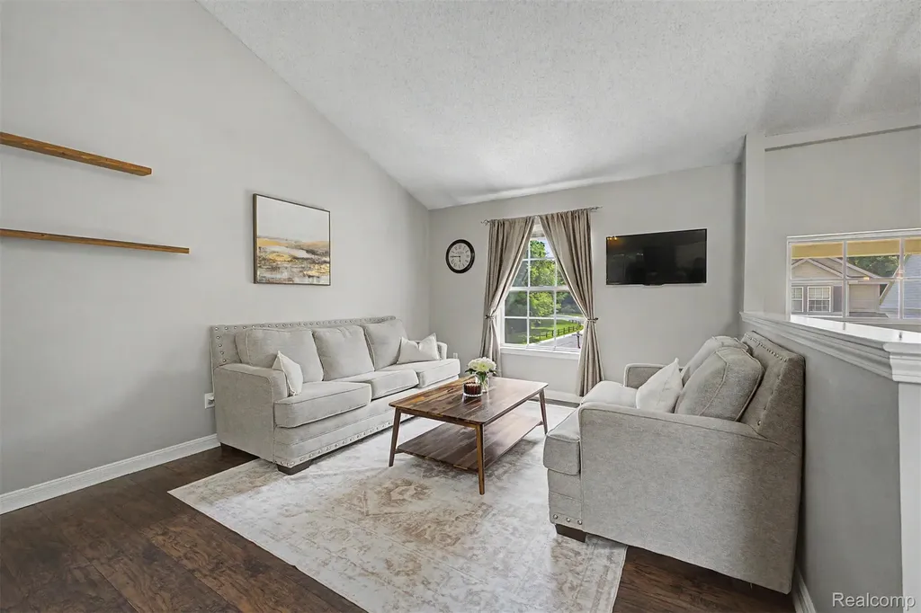 6400 Lake Meadow Drive Waterford Charter Township MI 48327