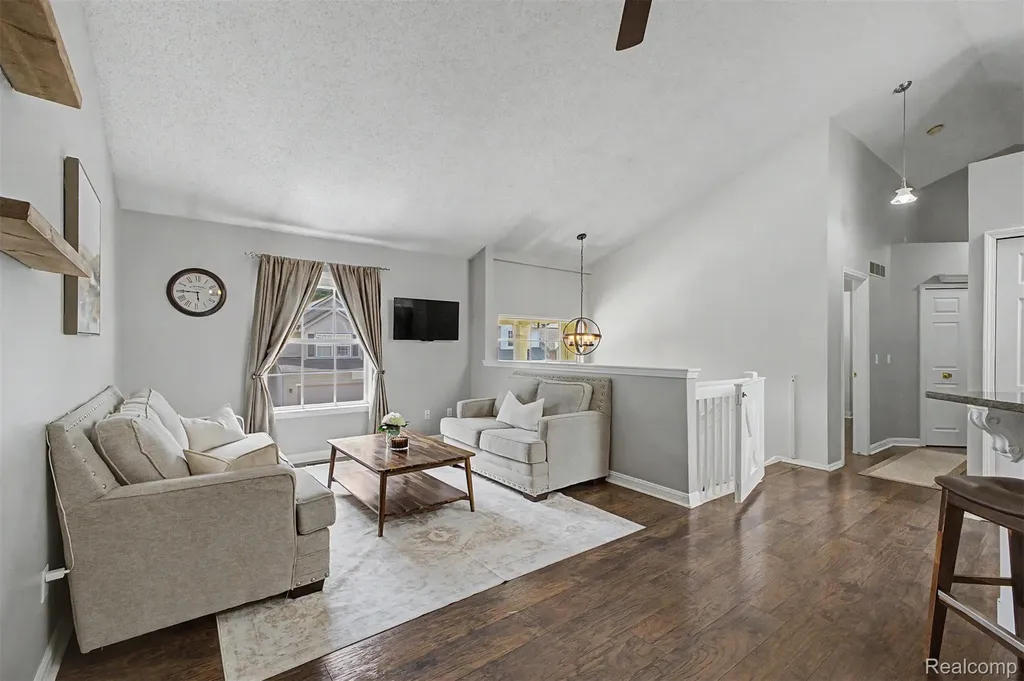 6400 Lake Meadow Drive Waterford Charter Township MI 48327