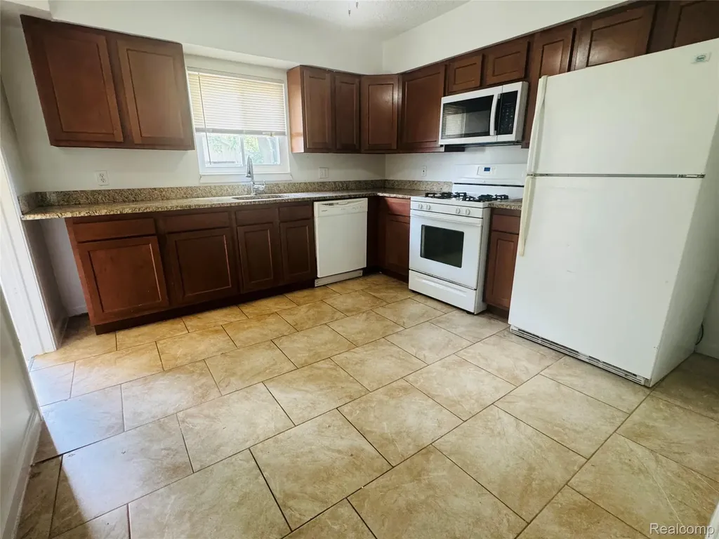 14685 Harold Street Taylor City MI 48180