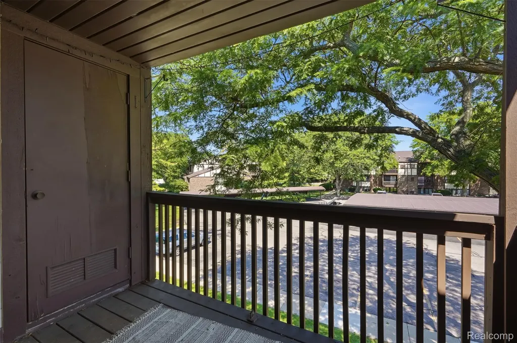 6160 Innkeepers Court Meridian Charter Township MI 48823