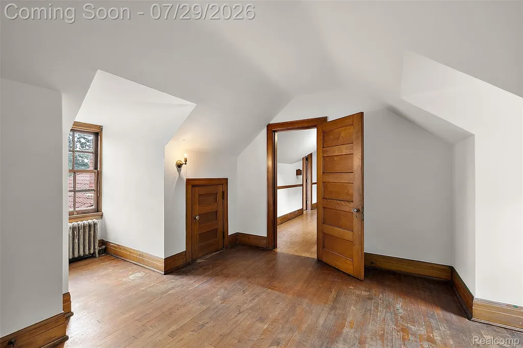 610 W Boston Boulevard Detroit City MI 48202