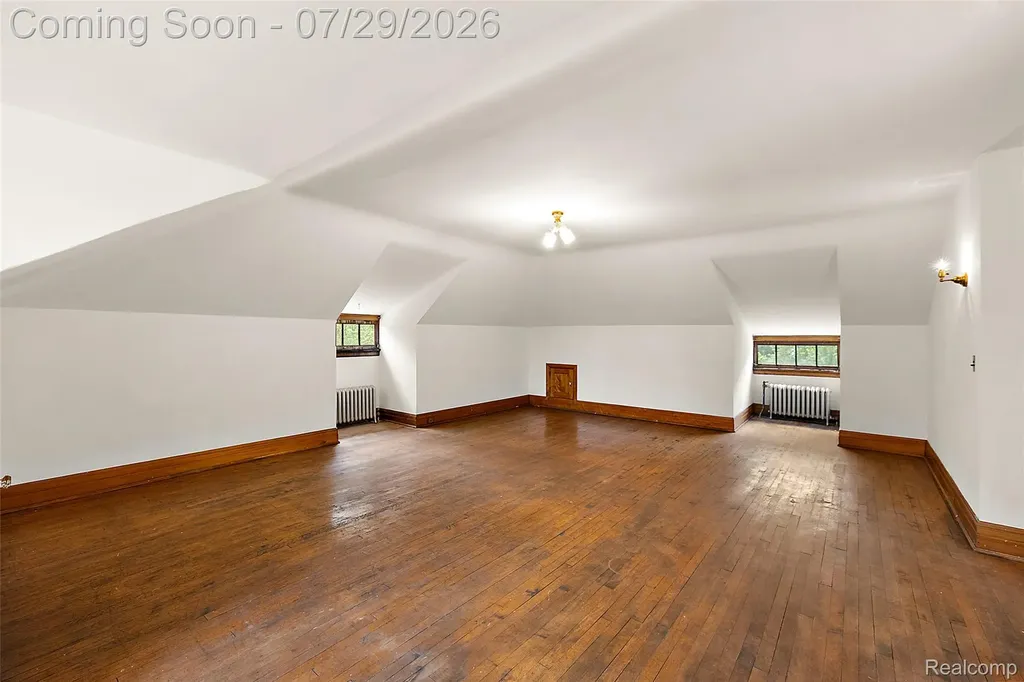 610 W Boston Boulevard Detroit City MI 48202