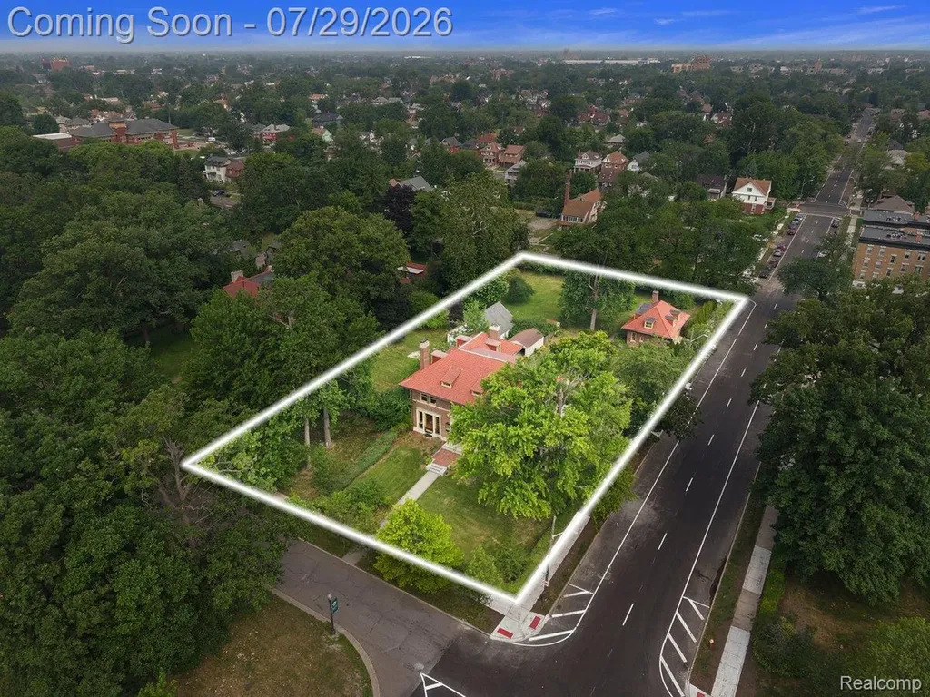 610 W Boston Boulevard Detroit City MI 48202