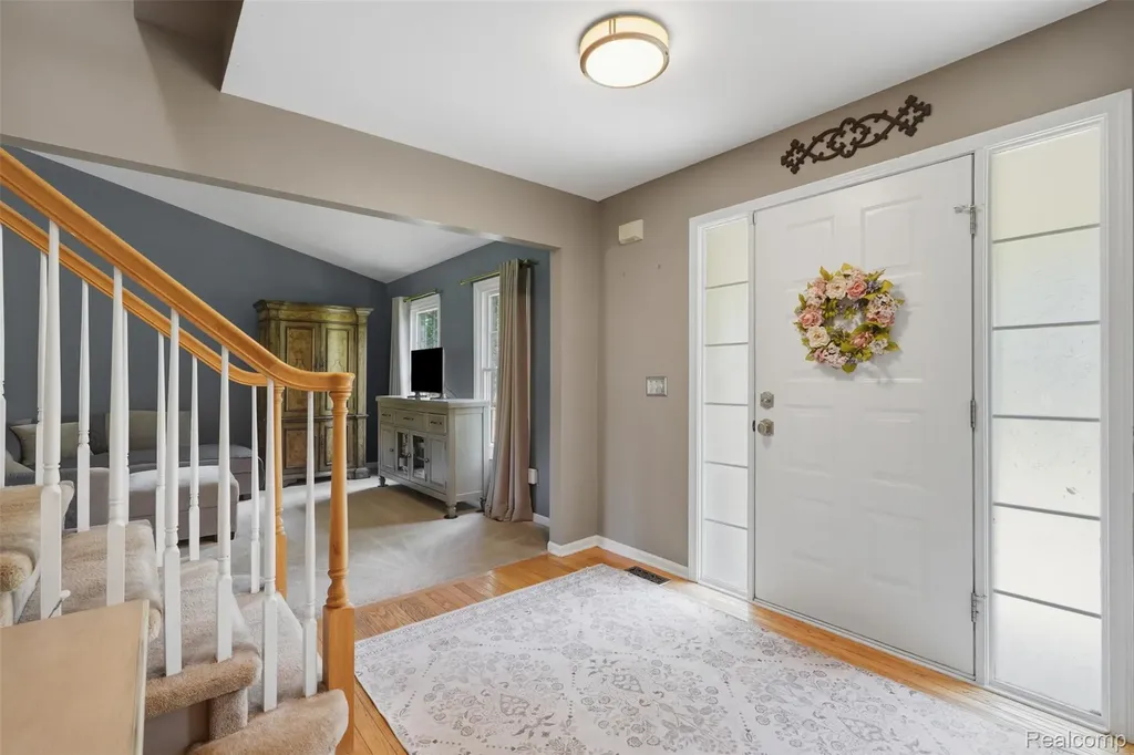 4110 Castlewood Drive Wixom City MI 48393