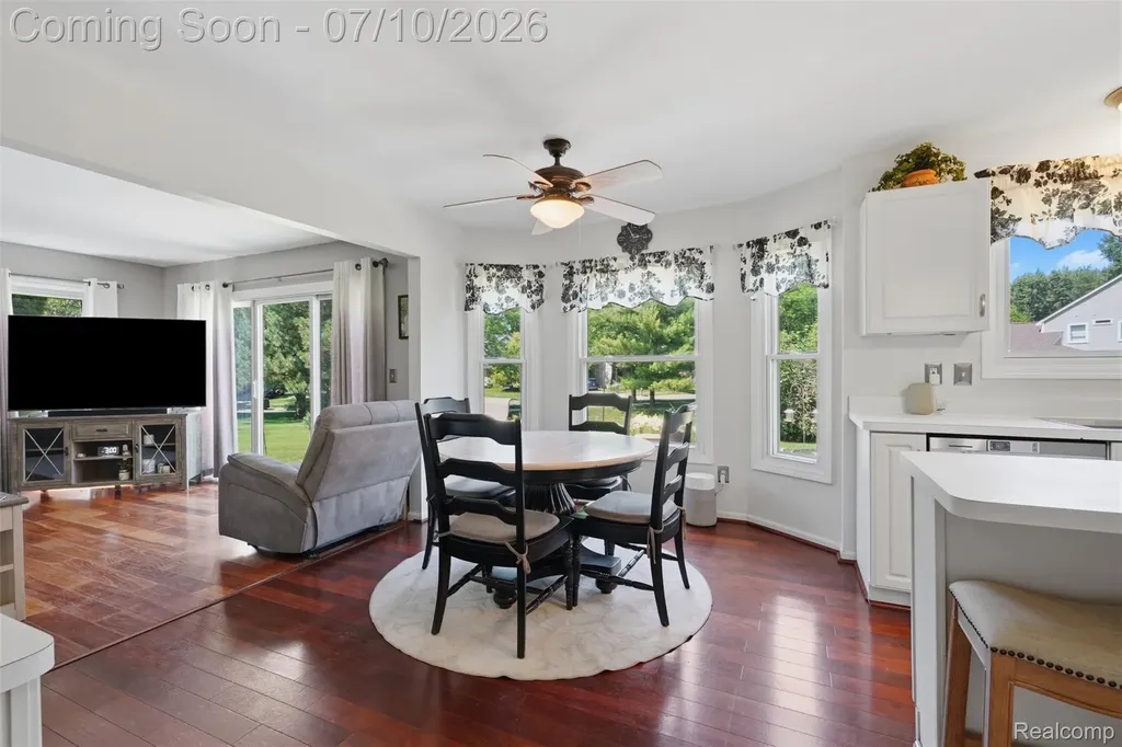 4110 Castlewood Drive Wixom City MI 48393