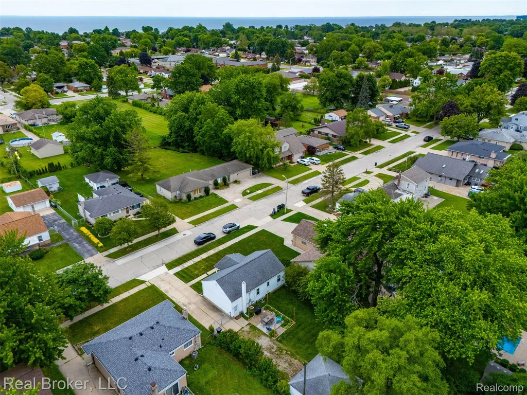 29801 Gloria Street St. Clair Shores City MI 48082