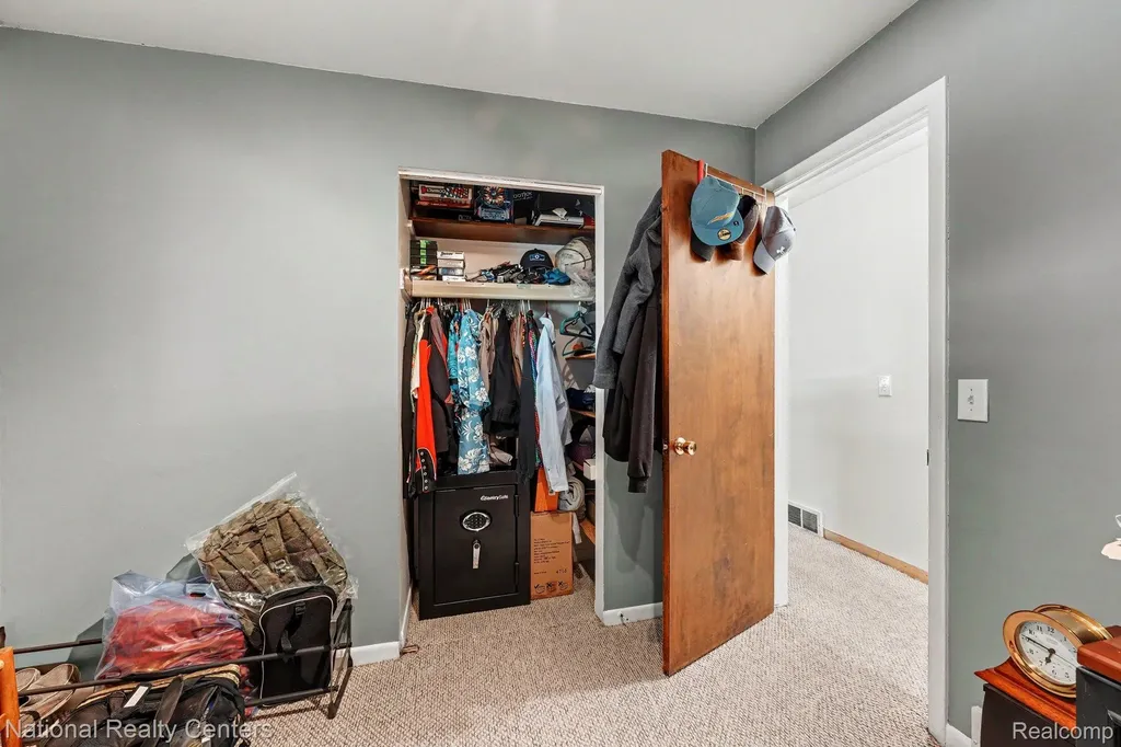 4771 Hatchery Road Waterford Charter Township MI 48329