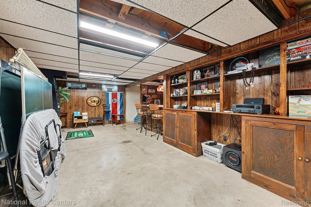 4771 Hatchery Road Waterford Charter Township MI 48329