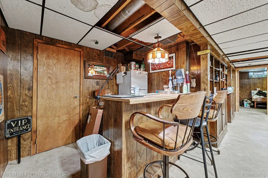 4771 Hatchery Road Waterford Charter Township MI 48329