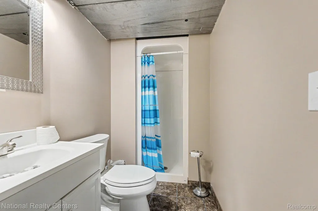 4771 Hatchery Road Waterford Charter Township MI 48329