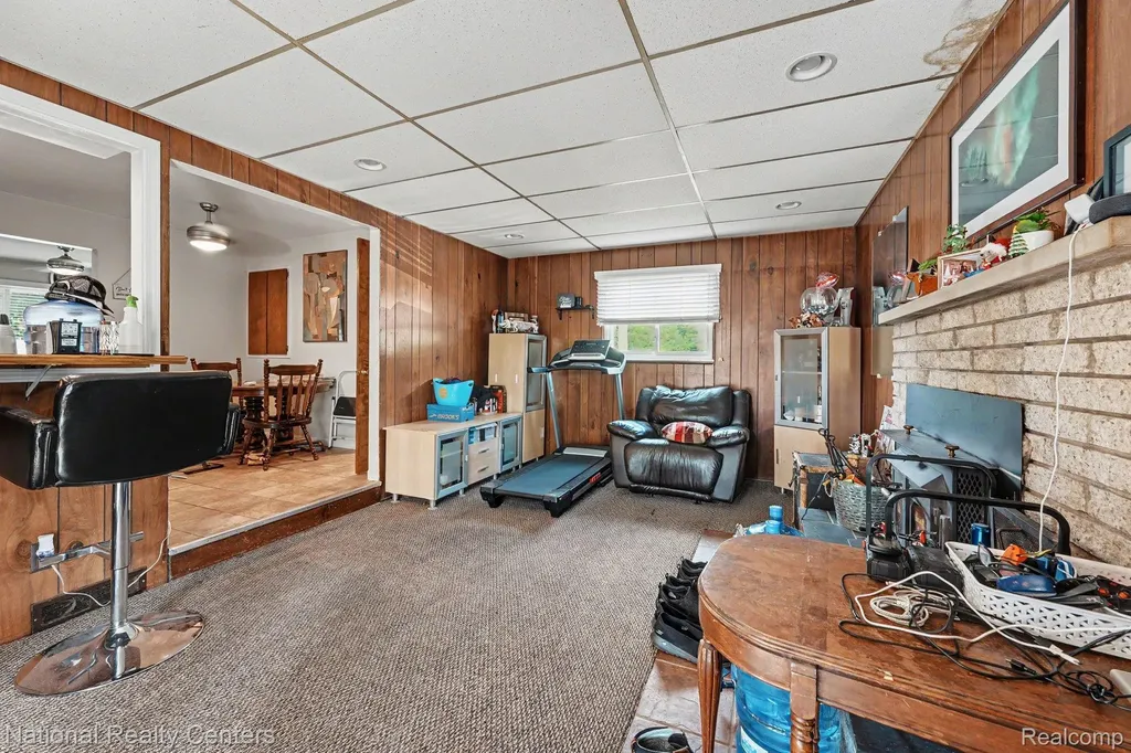 4771 Hatchery Road Waterford Charter Township MI 48329