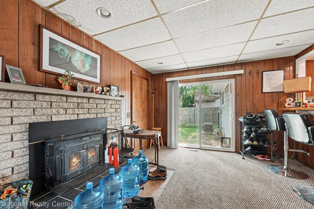 4771 Hatchery Road Waterford Charter Township MI 48329