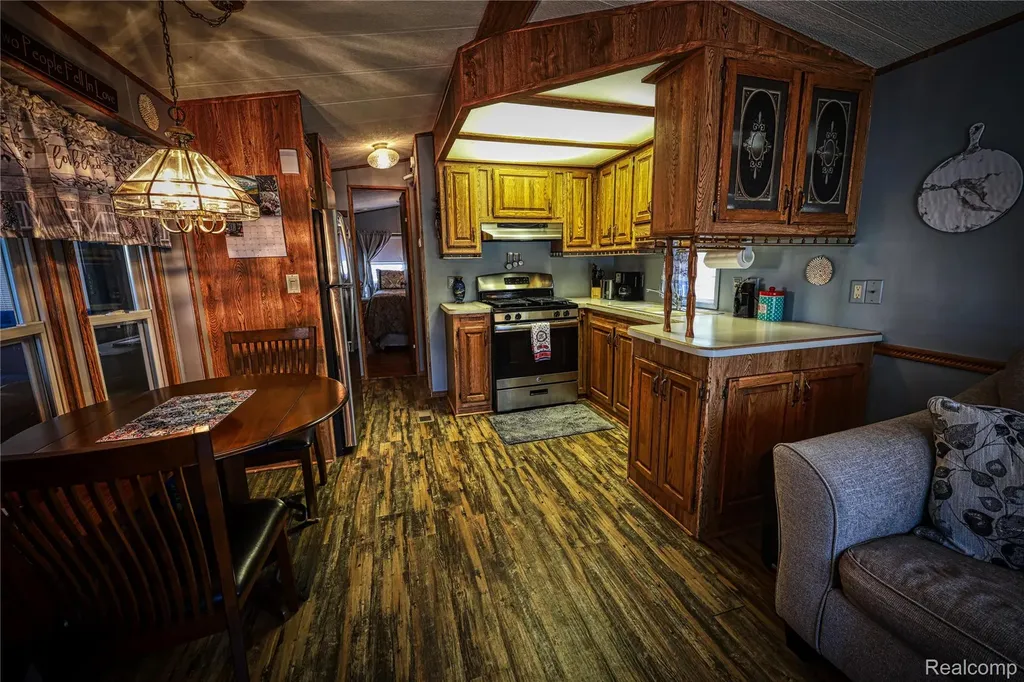 5211 Ben Franklin Drive Lexington Village MI 48450