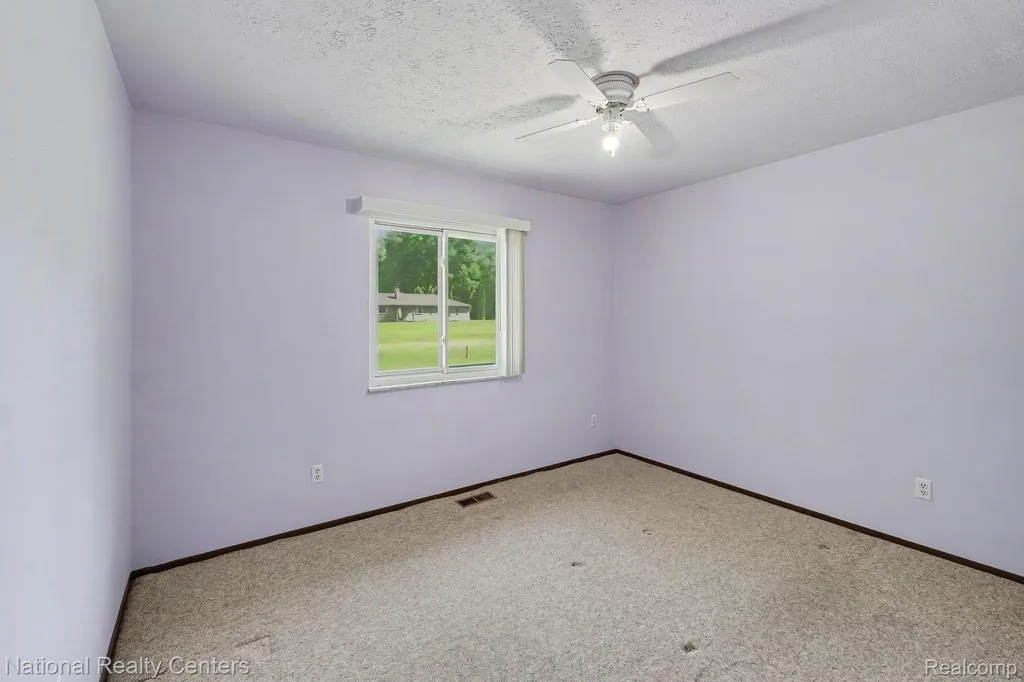 1800 Kingston Drive Putnam Township MI 48169