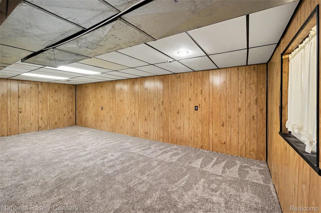 1800 Kingston Drive Putnam Township MI 48169