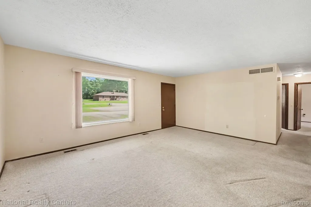1800 Kingston Drive Putnam Township MI 48169