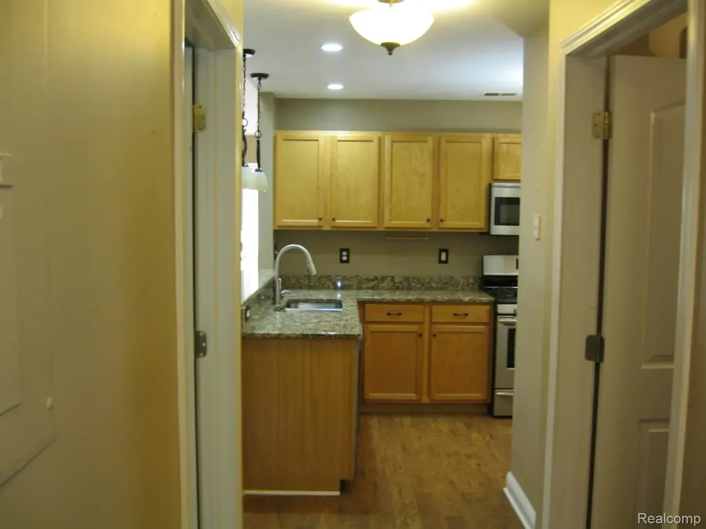 138 Countryside Lane Highland Charter Township MI 48357