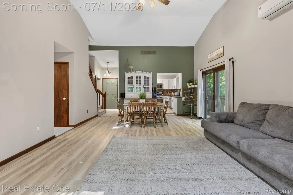 310 S Van Road Groveland Township MI 48442