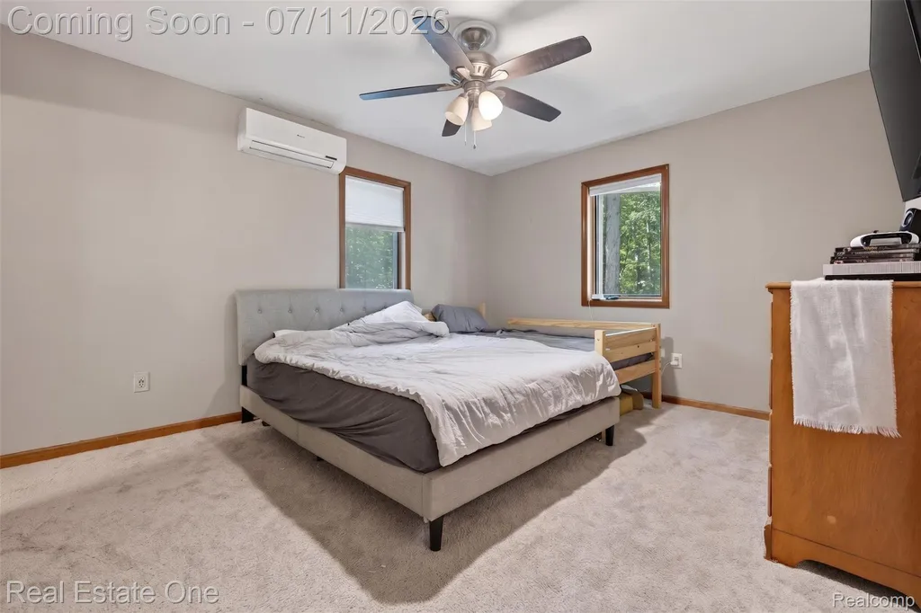 310 S Van Road Groveland Township MI 48442