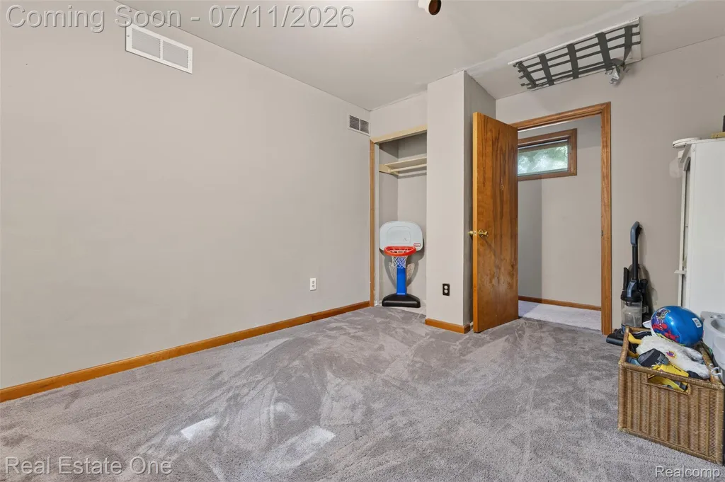 310 S Van Road Groveland Township MI 48442