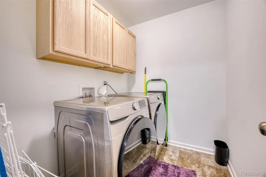 10125 Swan Lake Circle Ypsilanti Charter Township MI 48197