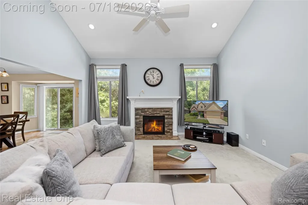 21053 Oak Ridge Drive Clinton Charter Township MI 48036