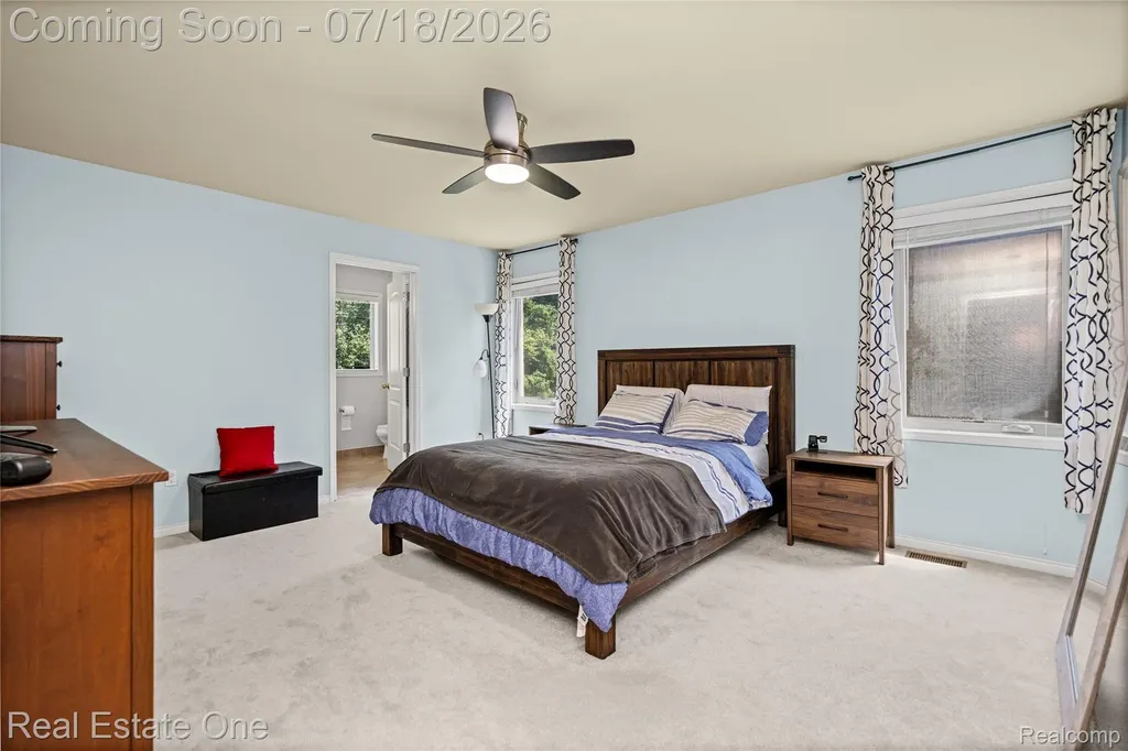 21053 Oak Ridge Drive Clinton Charter Township MI 48036
