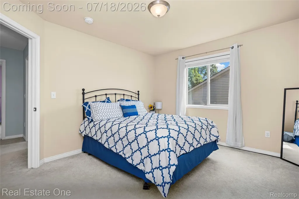 21053 Oak Ridge Drive Clinton Charter Township MI 48036