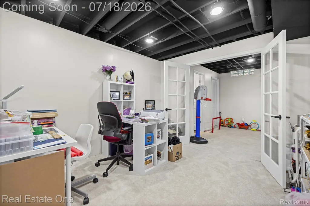 21053 Oak Ridge Drive Clinton Charter Township MI 48036