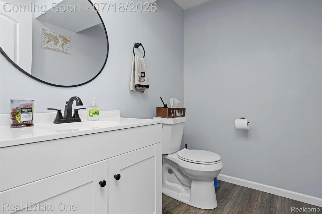 21053 Oak Ridge Drive Clinton Charter Township MI 48036
