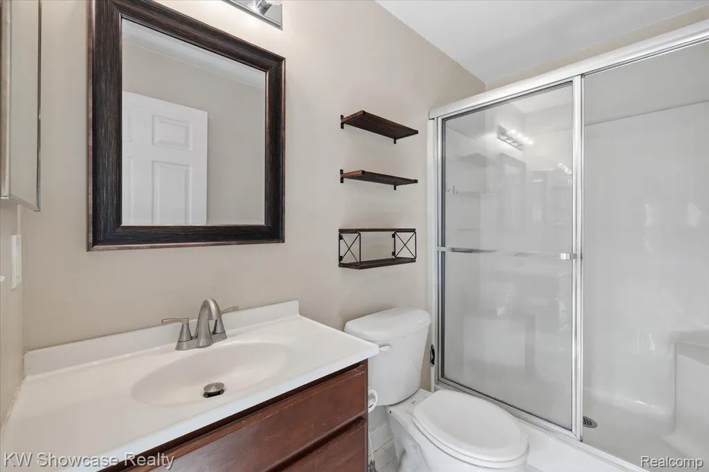 1873 N Kenwyck Drive Superior Charter Township MI 48198