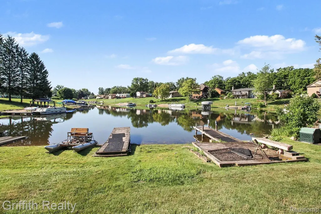578 E Coon Lake Road Marion Township MI 48843