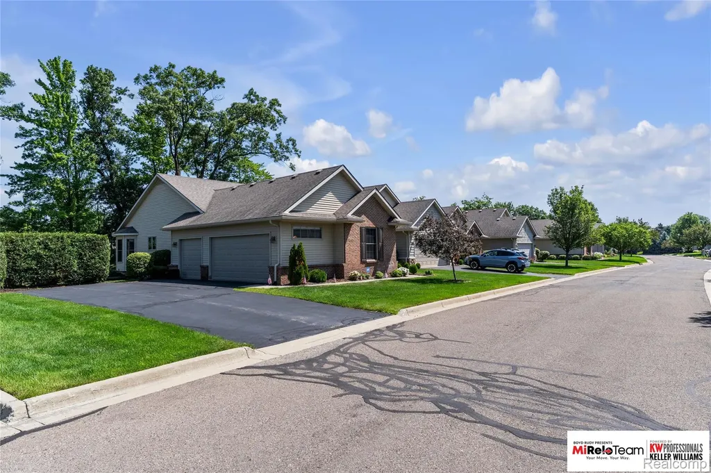 876 Flowering Plum Drive Brighton City MI 48116