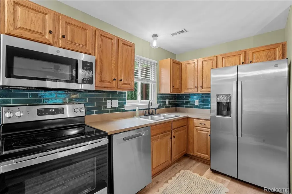23464 Boller Court Brownstown Charter Township MI 48183