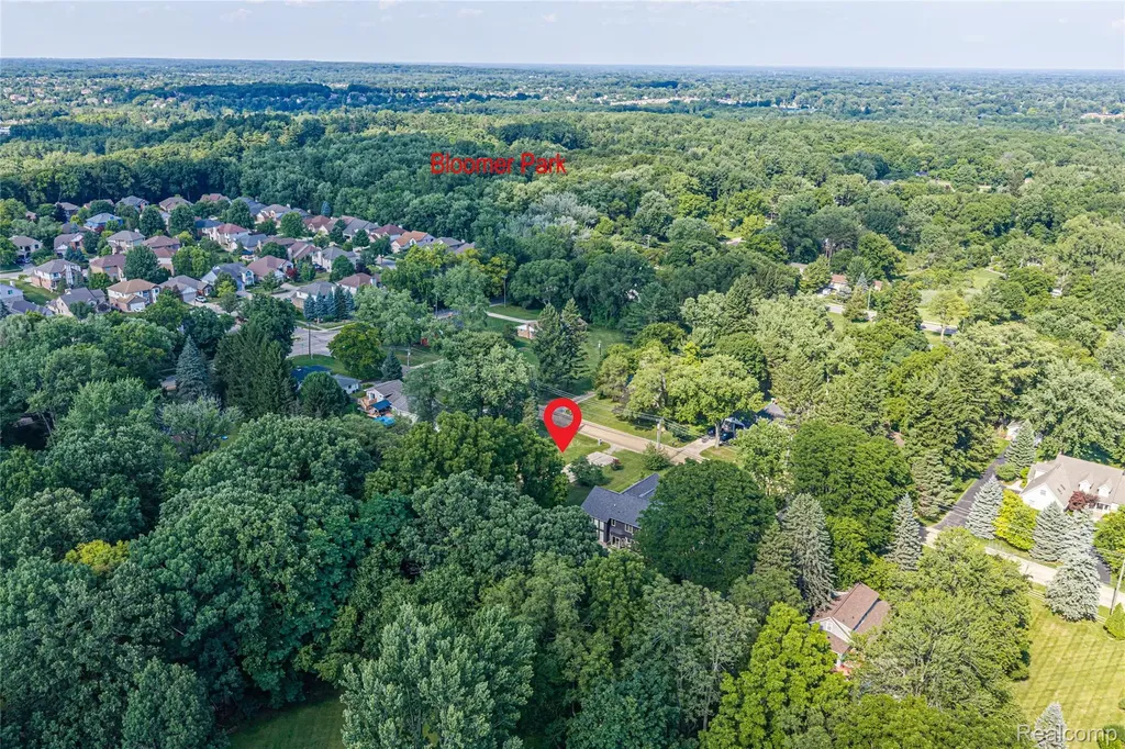 466 Driftwood Avenue Rochester Hills City MI 48307