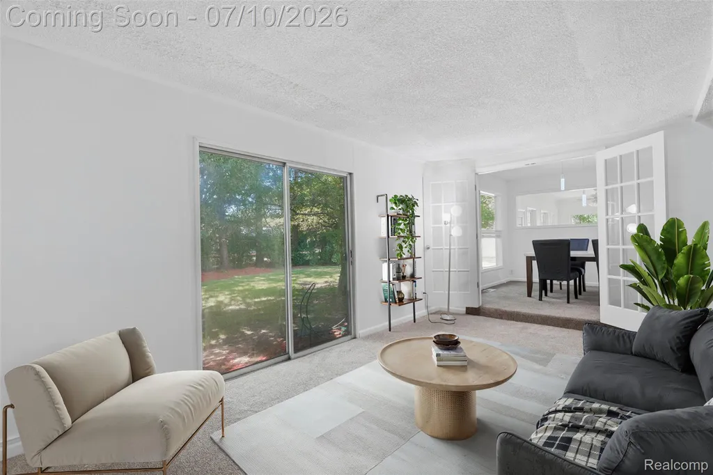 7264 S Tratham Court West Bloomfield Charter Township MI 48322