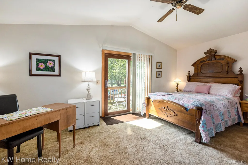 37881 Sunnybrook Street Harrison Charter Township MI 48045