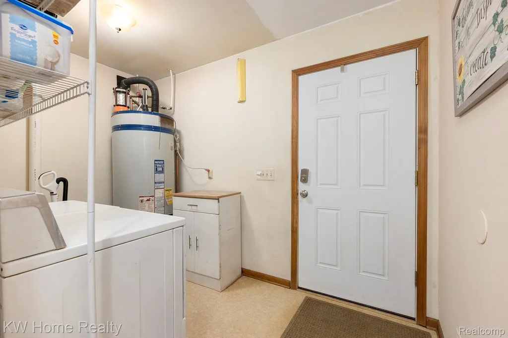 37881 Sunnybrook Street Harrison Charter Township MI 48045