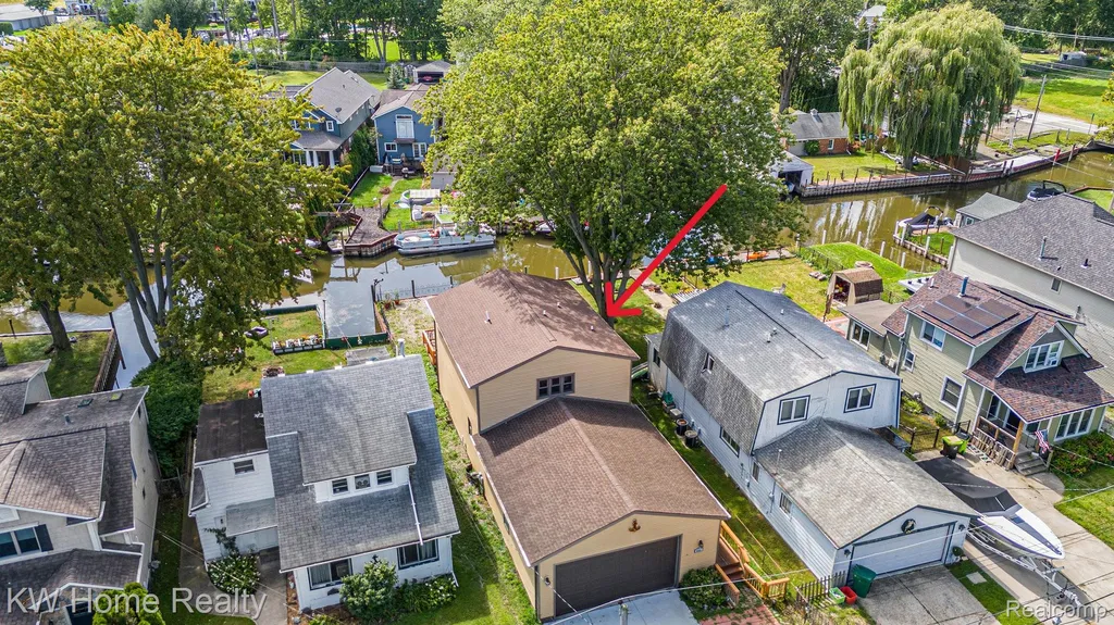 37881 Sunnybrook Street Harrison Charter Township MI 48045